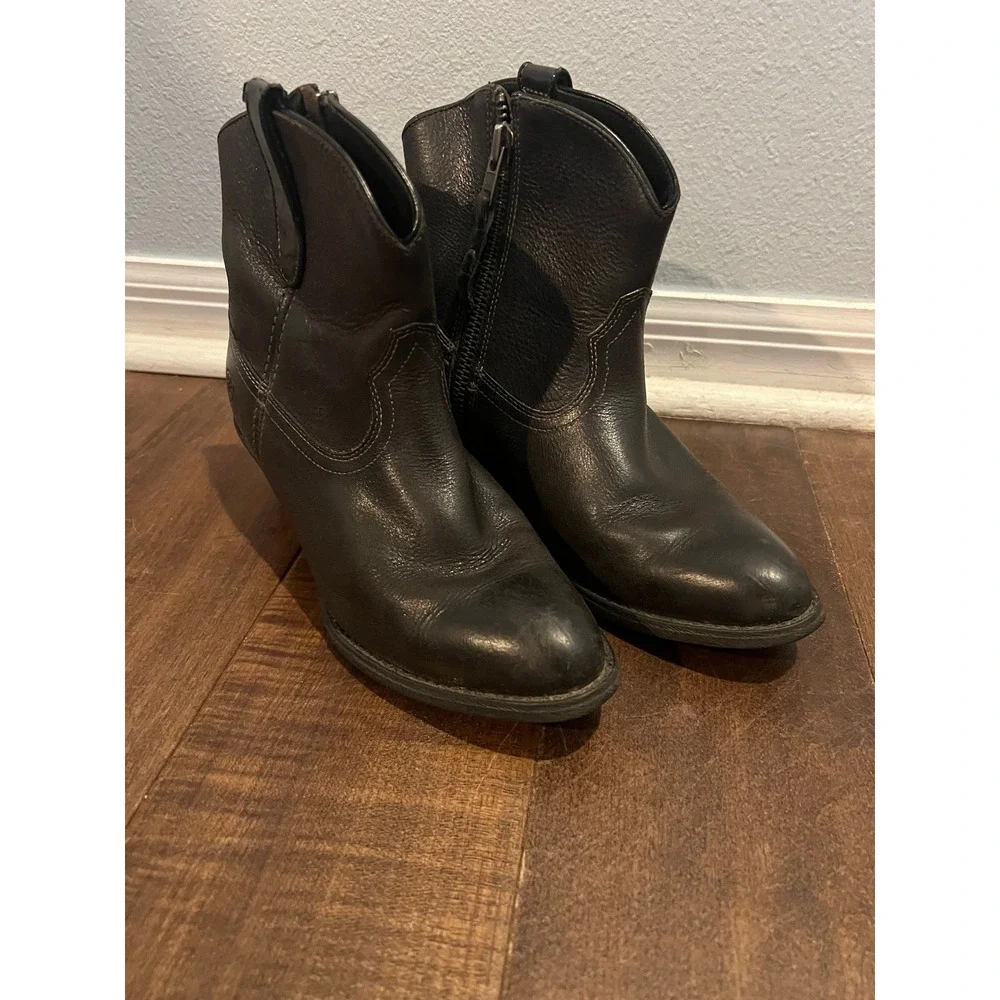 Ariat Black Leather Ankle Cowboy Western Zip Up Boots Size 6